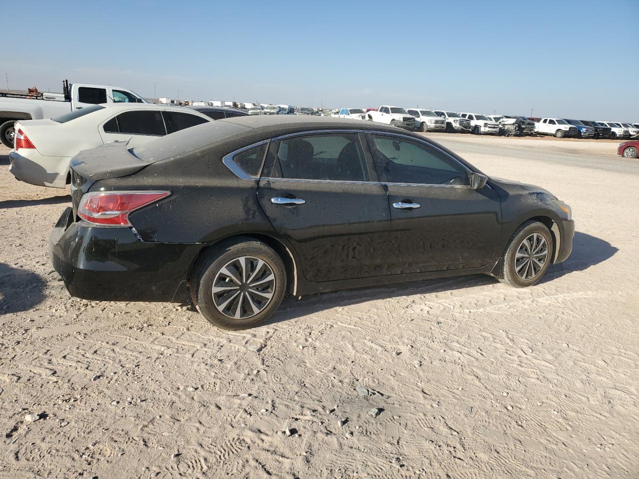 2015 Nissan Altima - Image 3