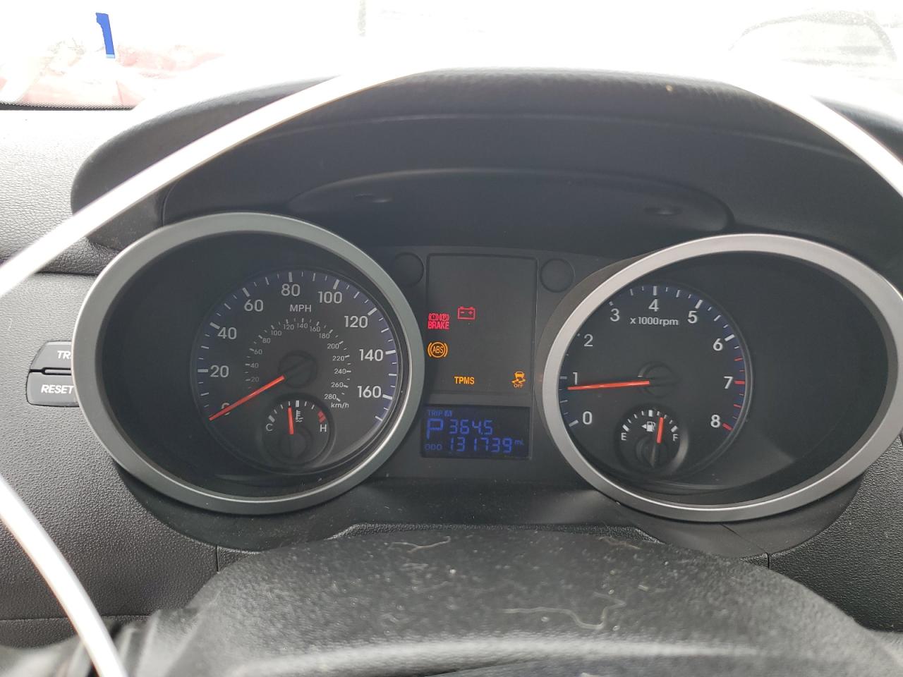 2010 Hyundai Genesis - Image 9