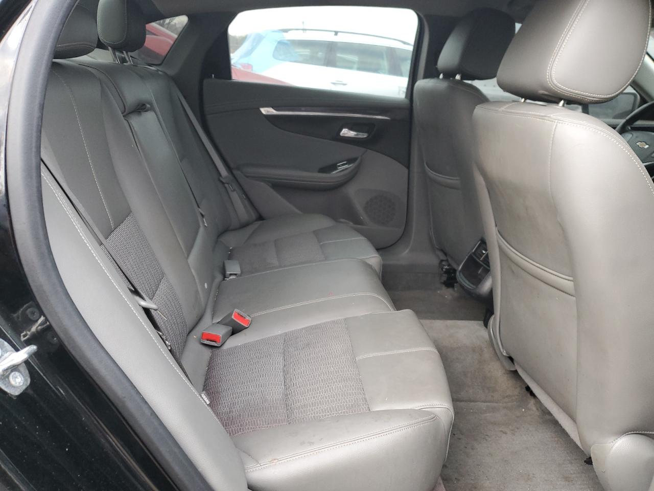 2015 Chevrolet Impala - Image 10