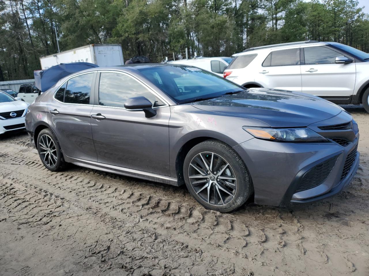2022 Toyota Camry - Image 4