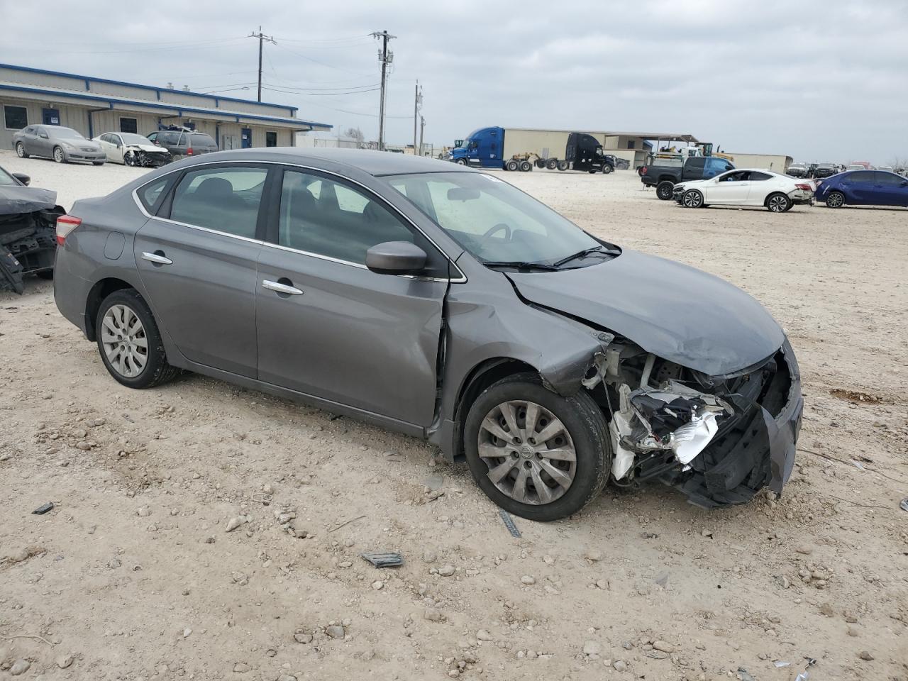 2015 Nissan Sentra - Image 4