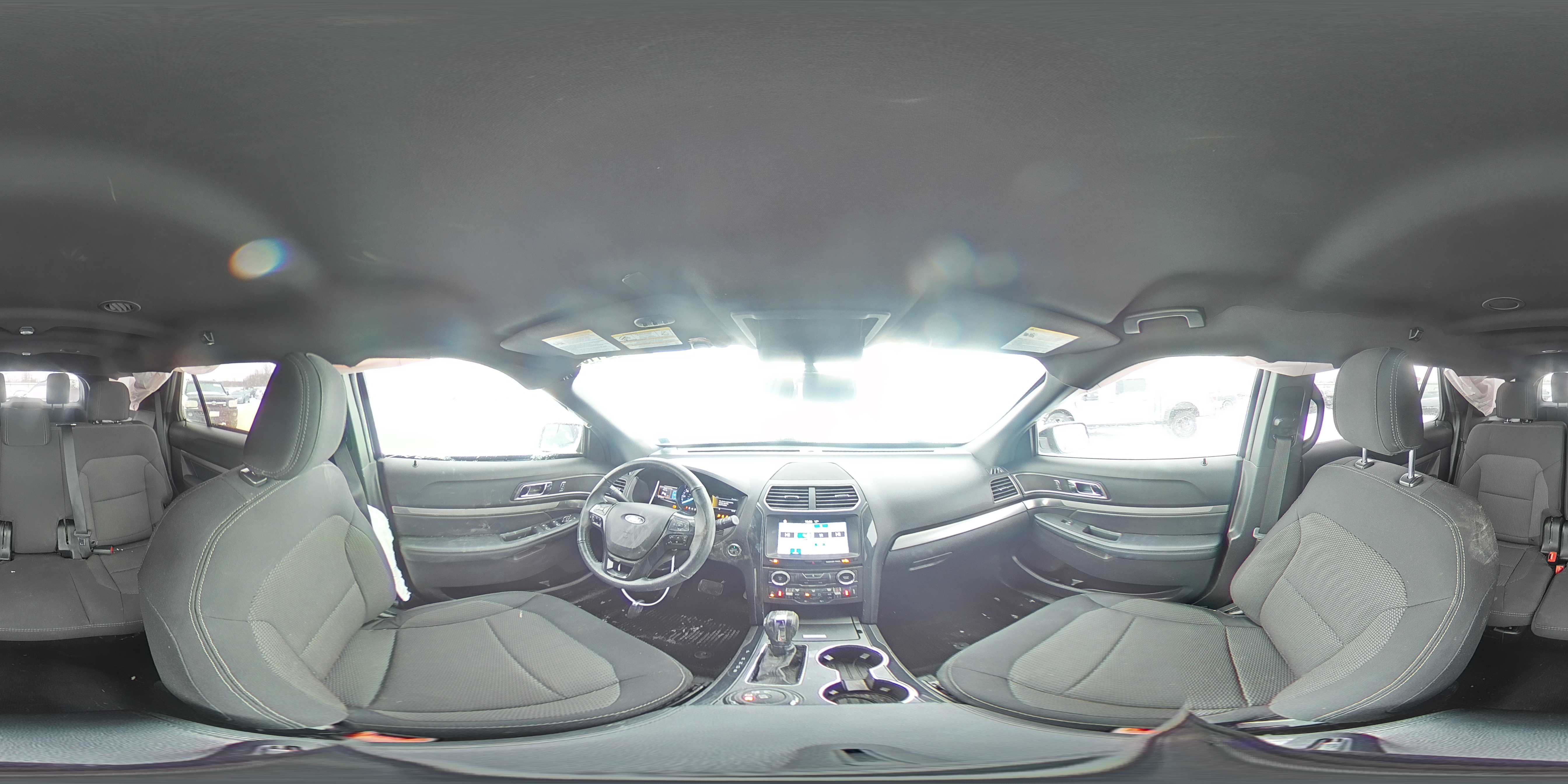 2018 Ford Explorer - Image 14
