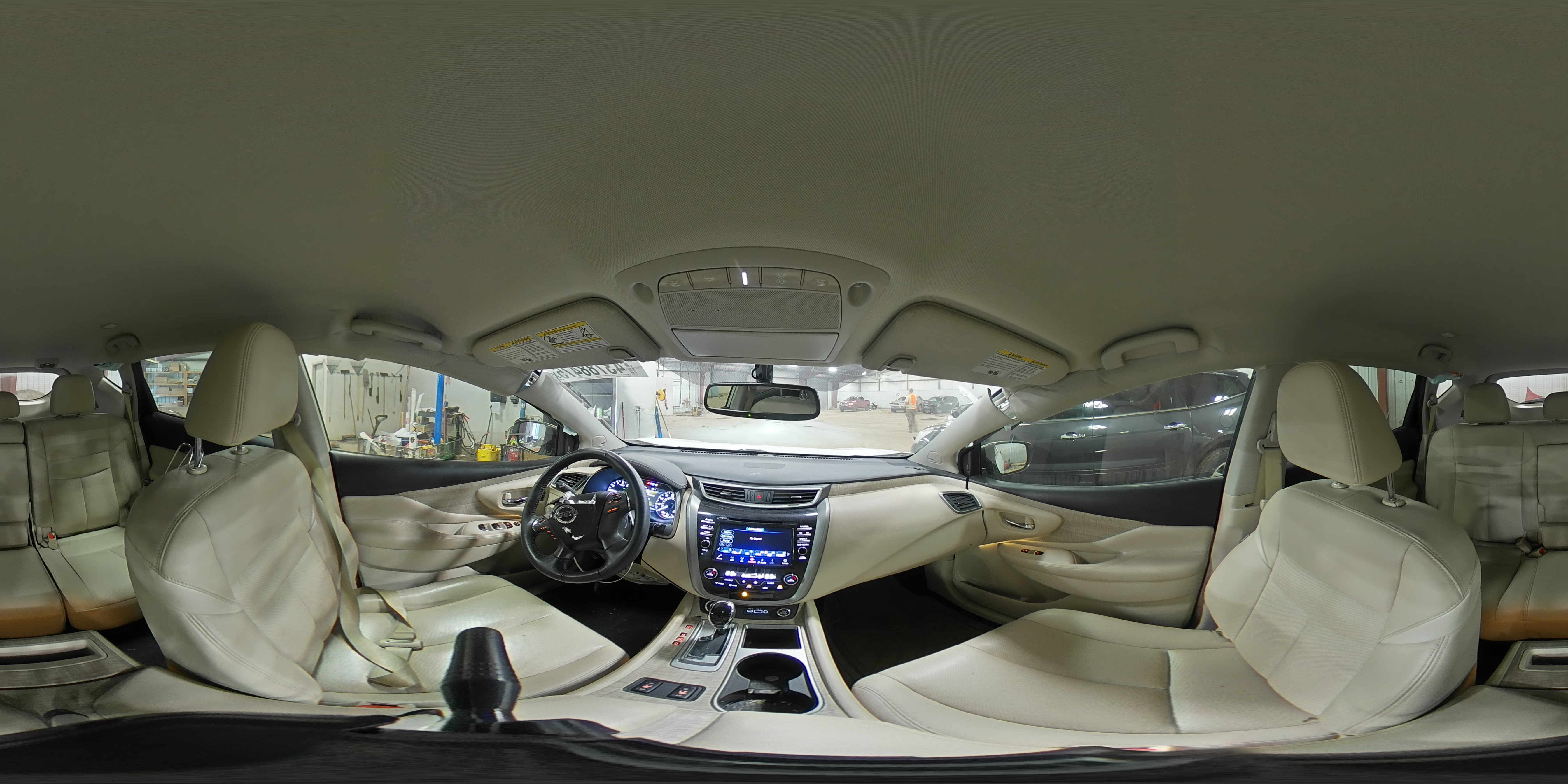 2019 Nissan Murano - Image 14
