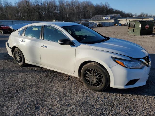  NISSAN ALTIMA 2016 Белый