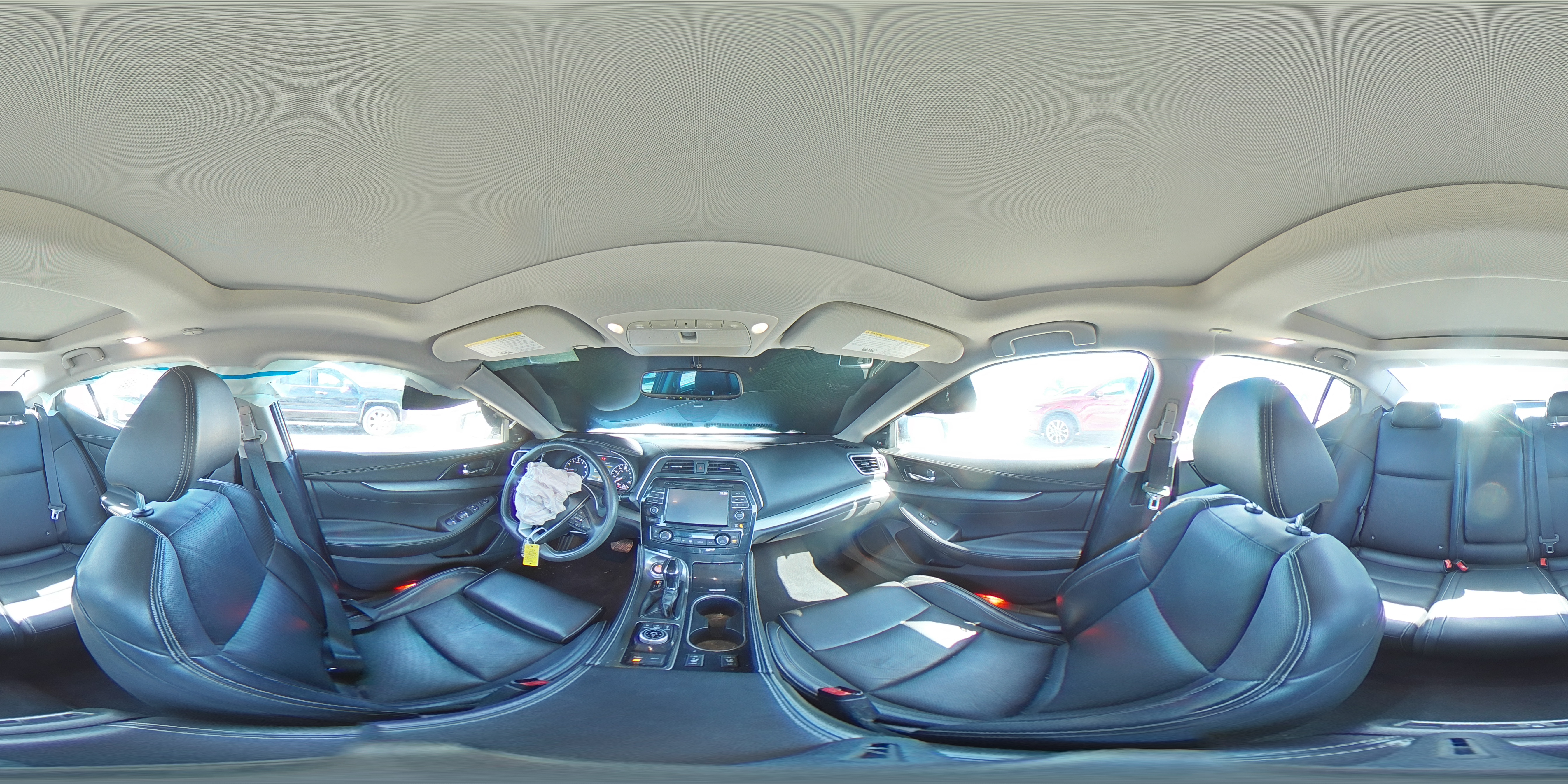 2017 Nissan Maxima - Image 14