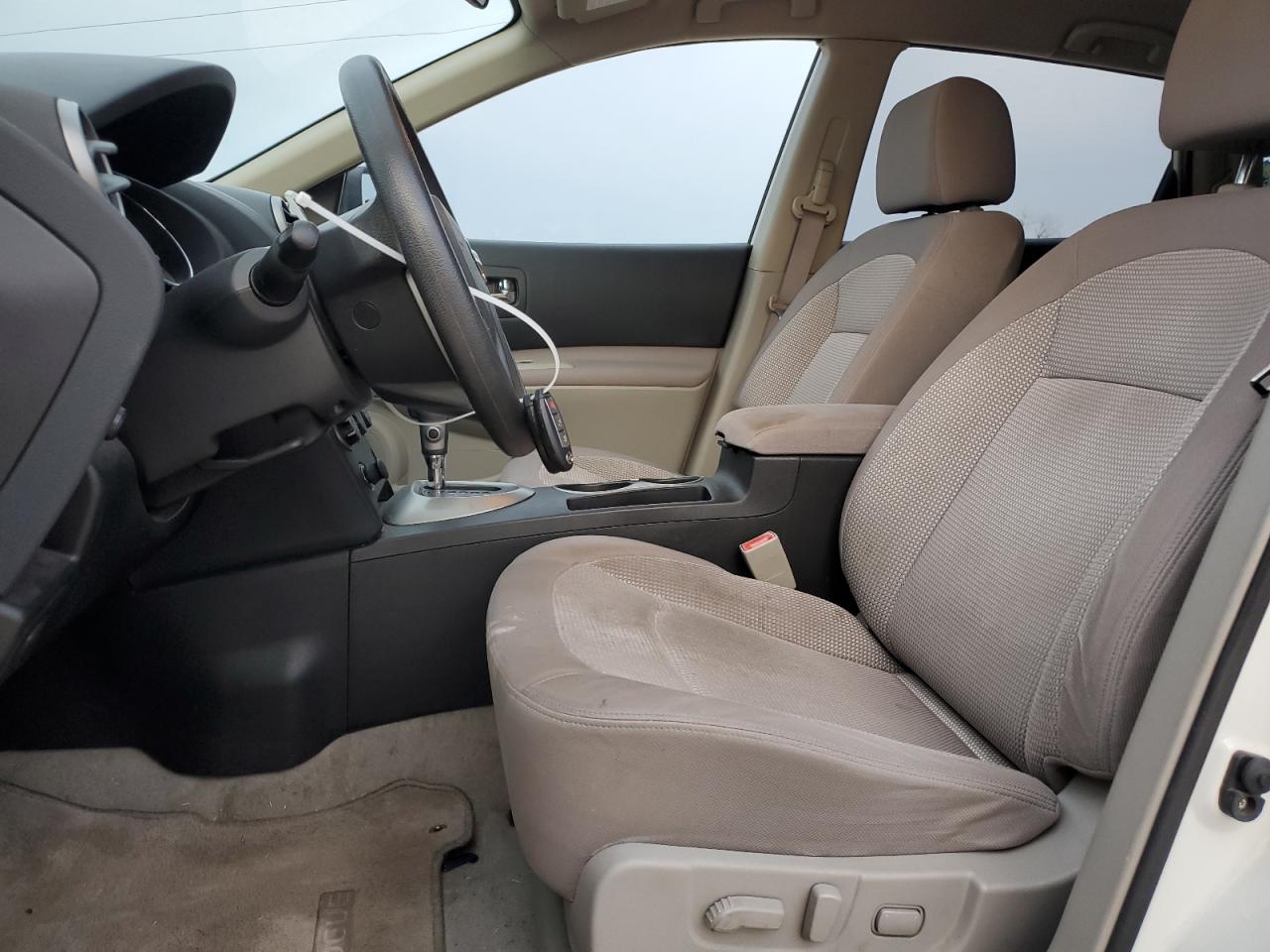 2011 Nissan Rogue - Image 7