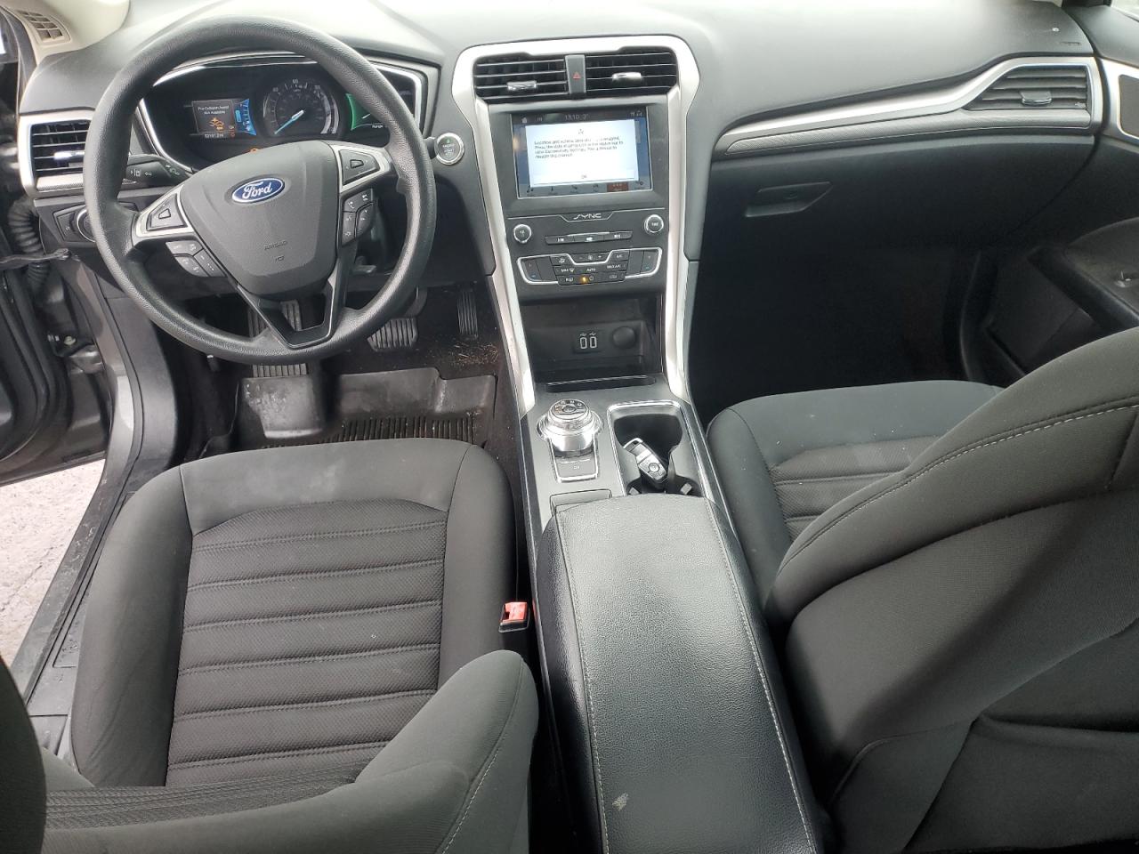 2019 Ford Fusion - Image 8