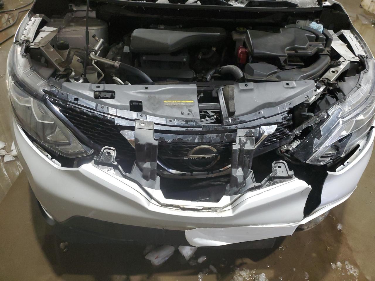 2018 Nissan Rogue - Image 12