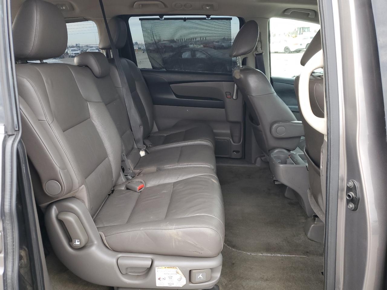 2011 Honda Odyssey - Image 11