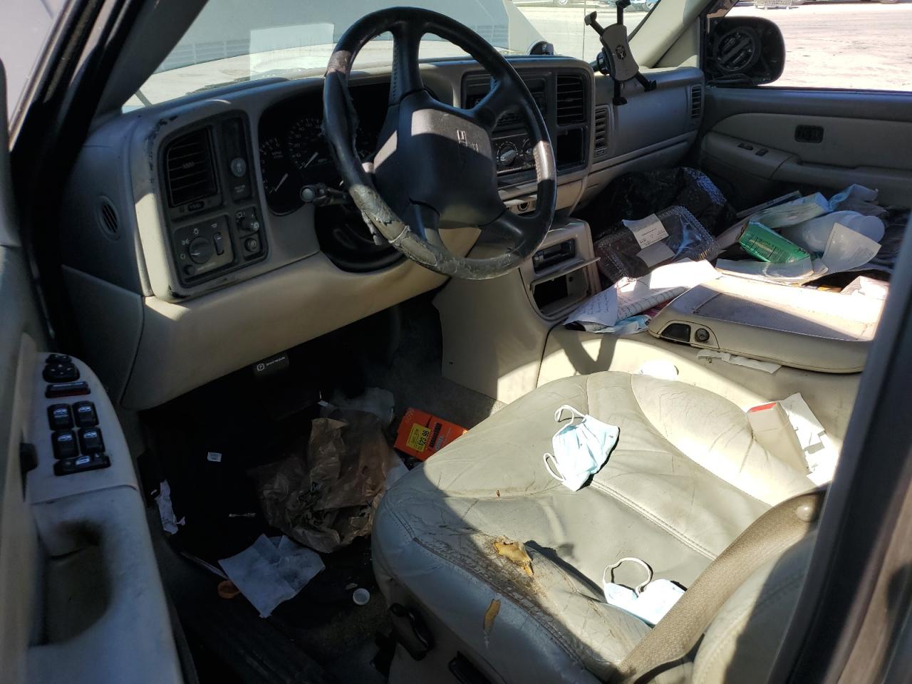 2002 GMC Yukon - Image 8