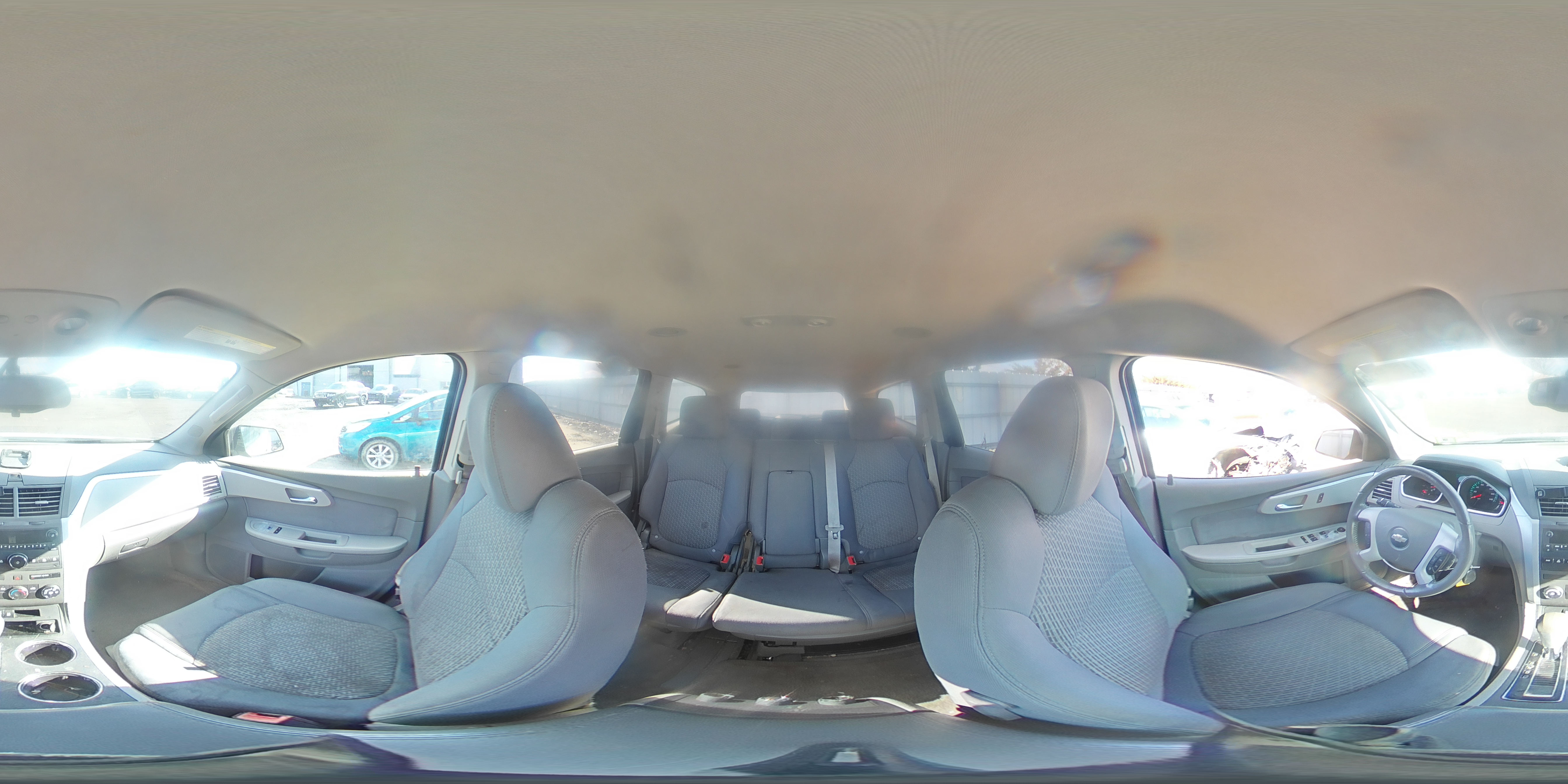 2012 Chevrolet Traverse - Image 13