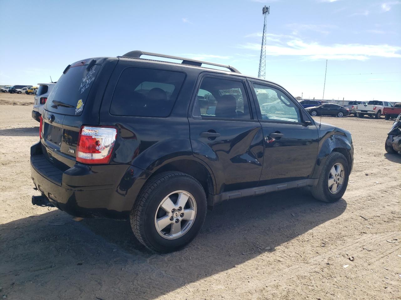 2011 Ford Escape - Image 3