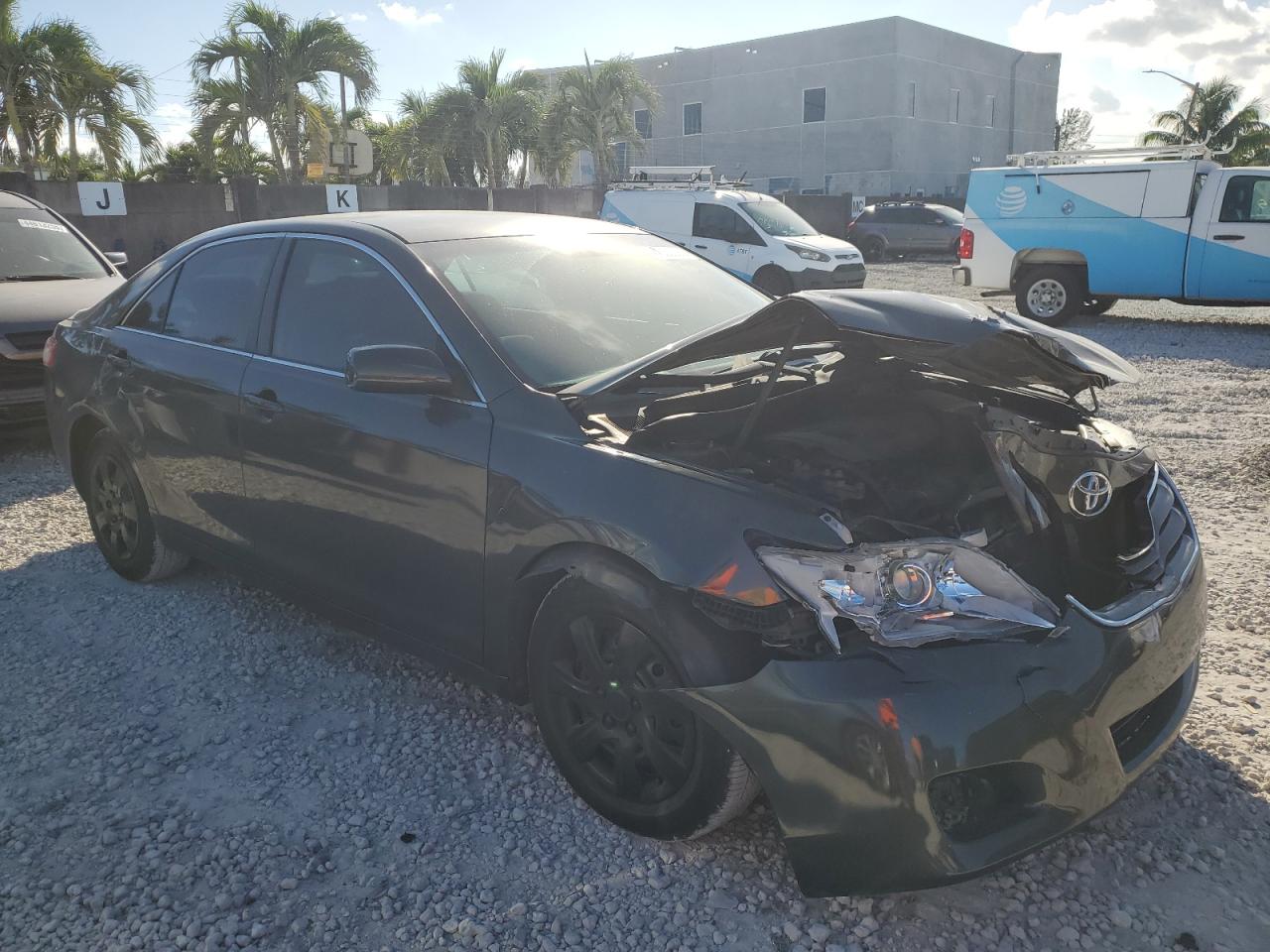 2010 Toyota Camry - Image 4