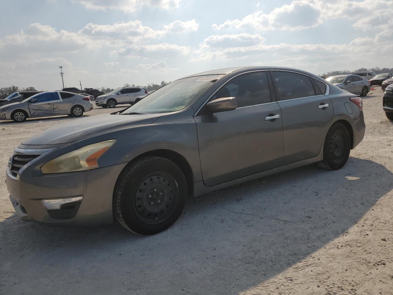 2014 Nissan Altima - Image 1