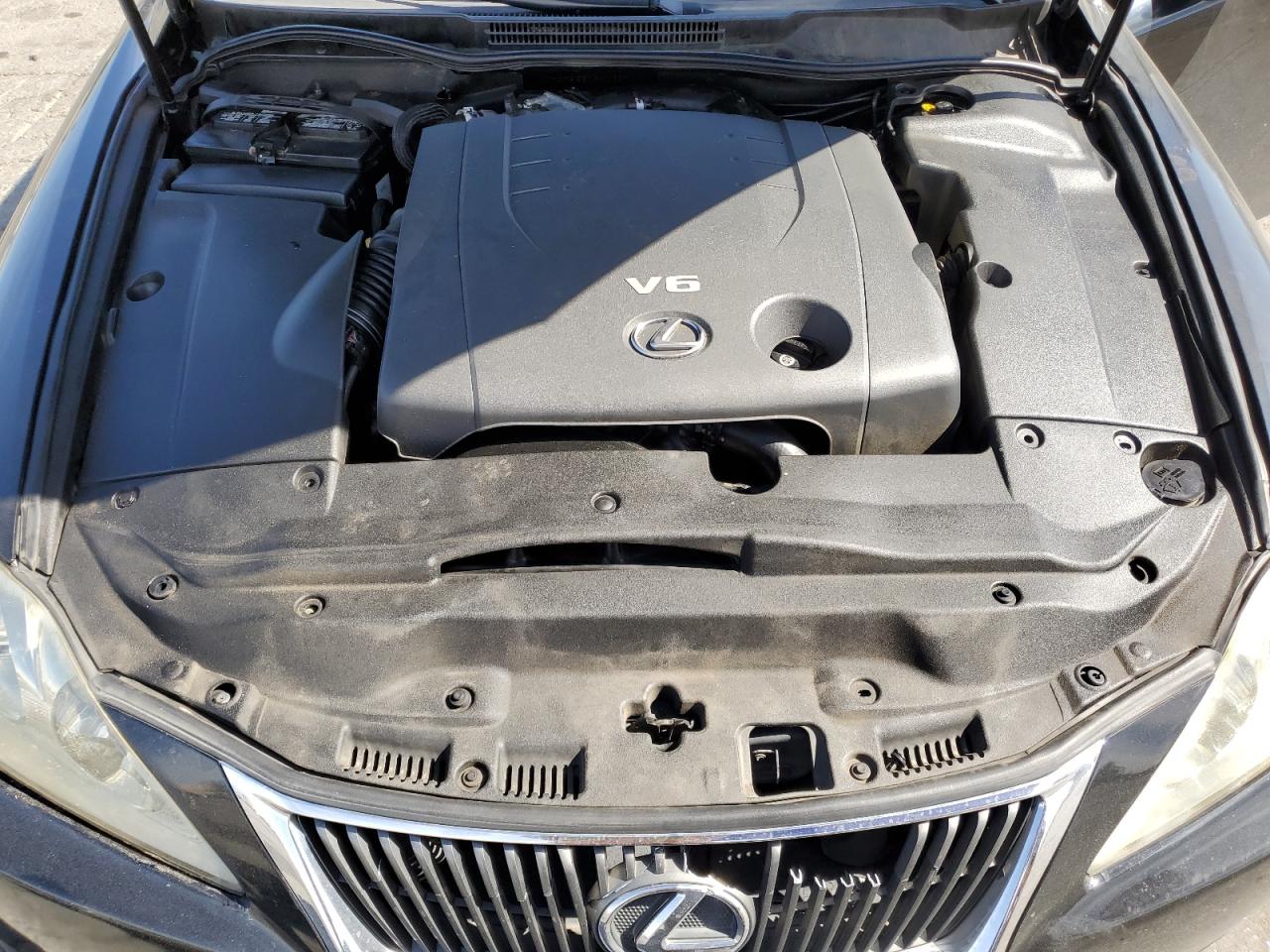 2009 Lexus IS - Image 12