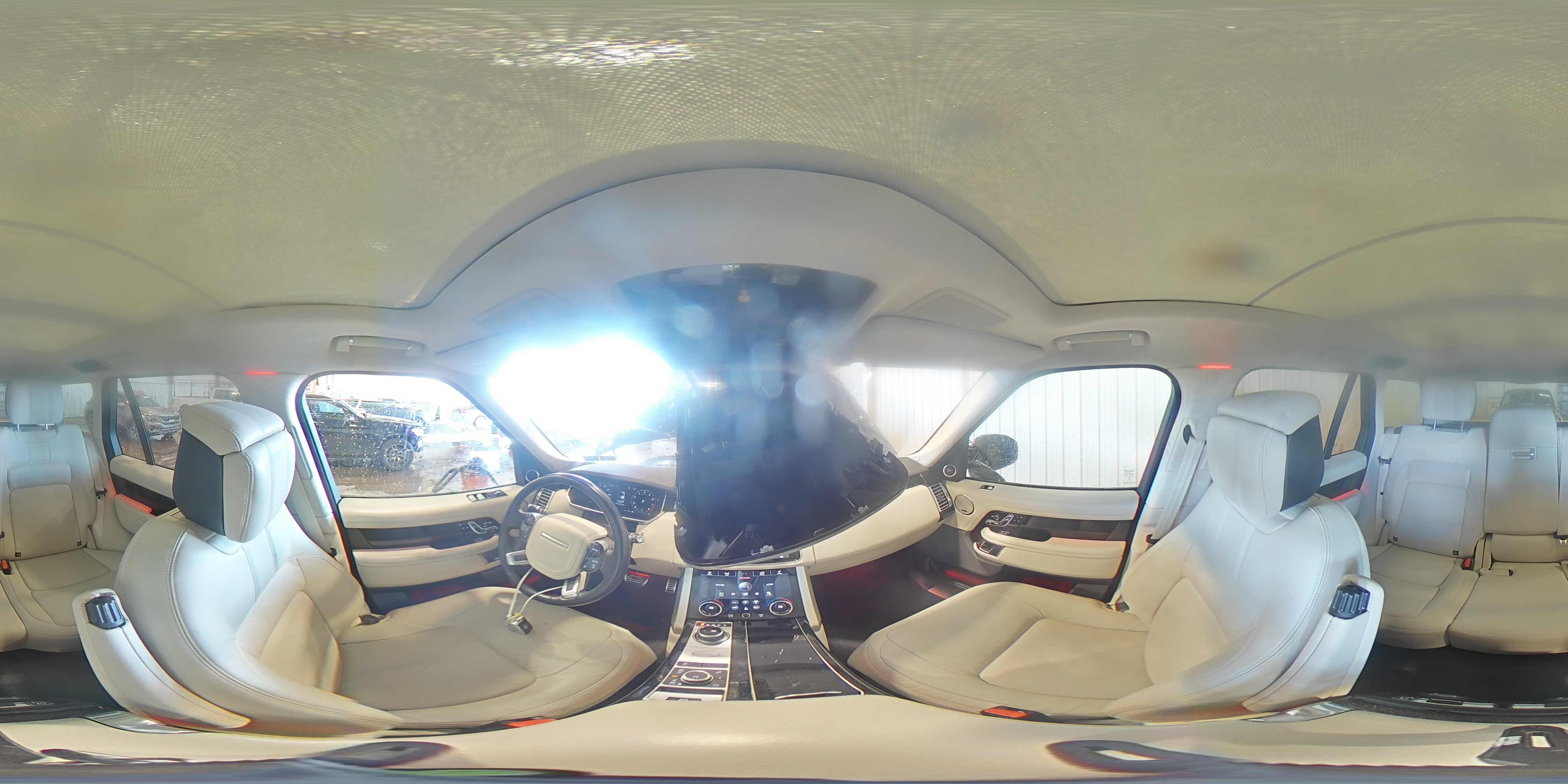 2022 Land Rover Range Rover - Image 15