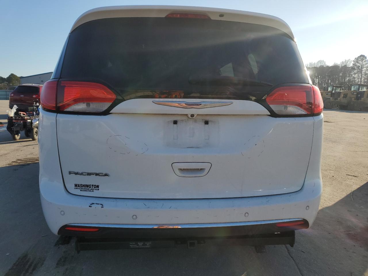 2017 Chrysler Pacifica Touring L VIN: 2C4RC1BG1HR688719 Lot: 45685795