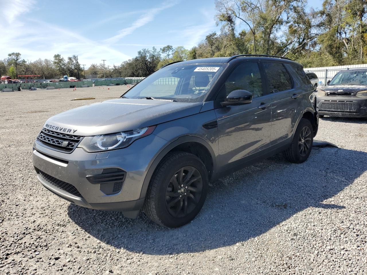 2018 Land Rover Discovery - Image 1