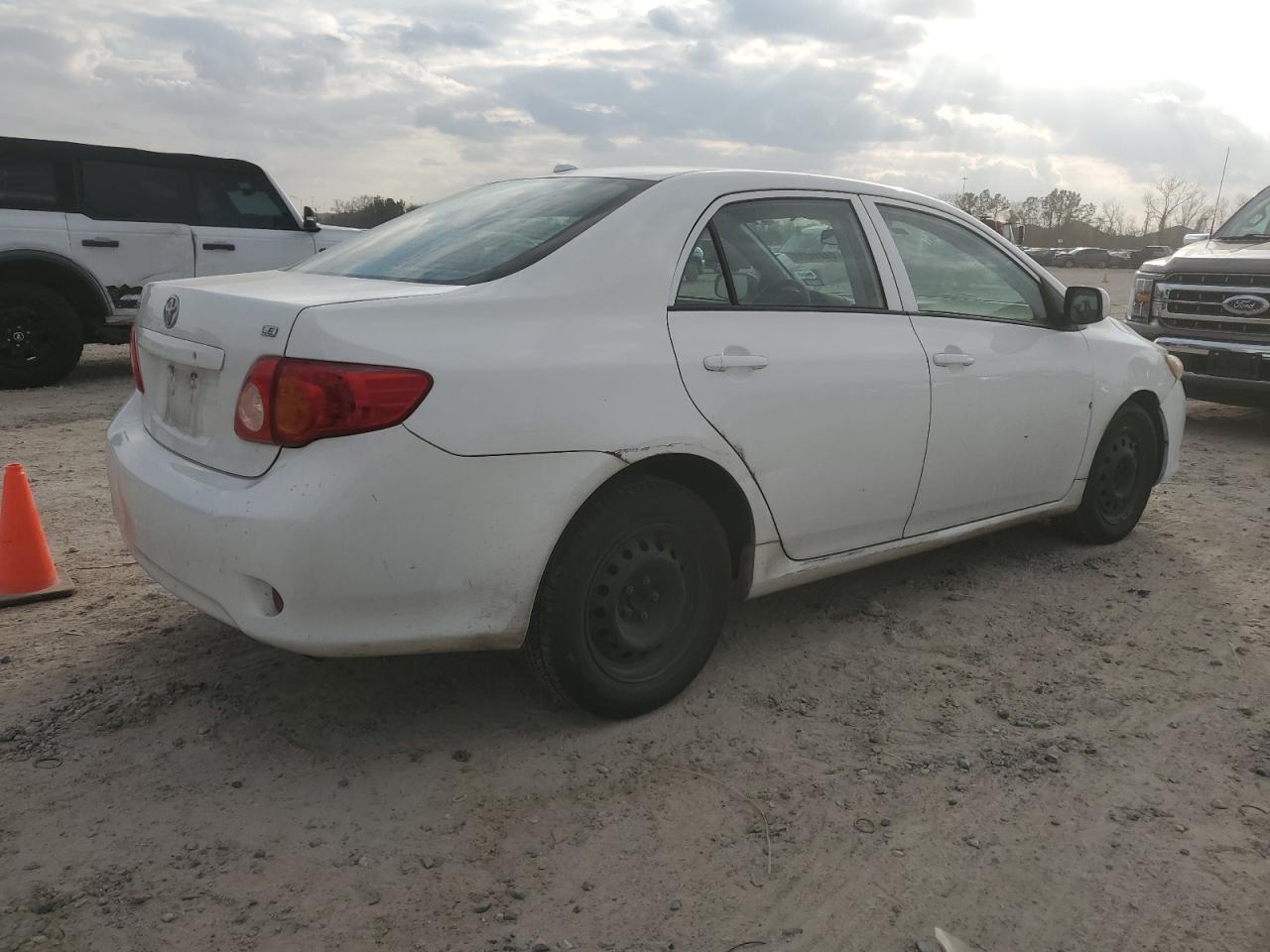 2010 Toyota Corolla - Image 3