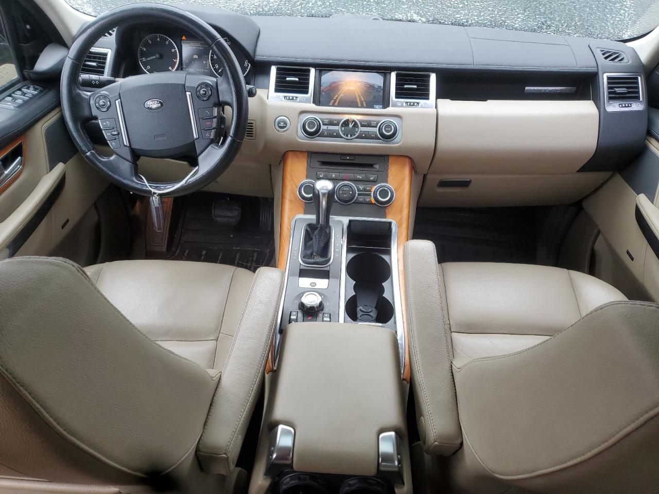 2010 Land Rover Range Rover - Image 8