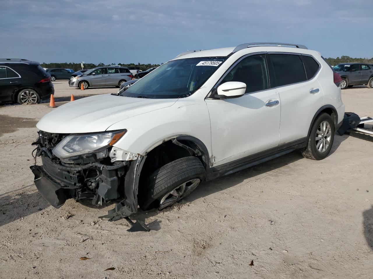 2018 Nissan Rogue - Image 1