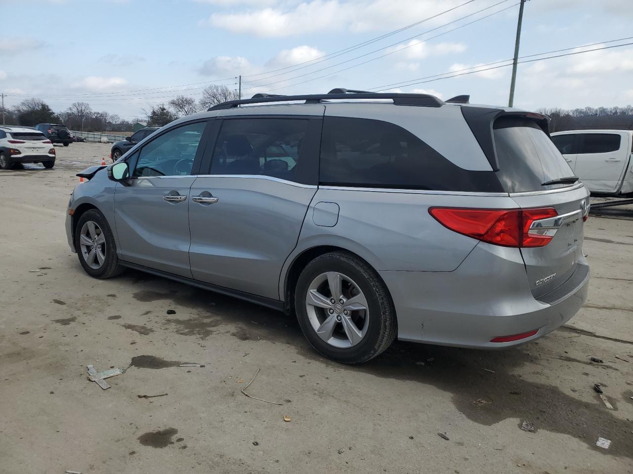 2019 Honda Odyssey - Image 2