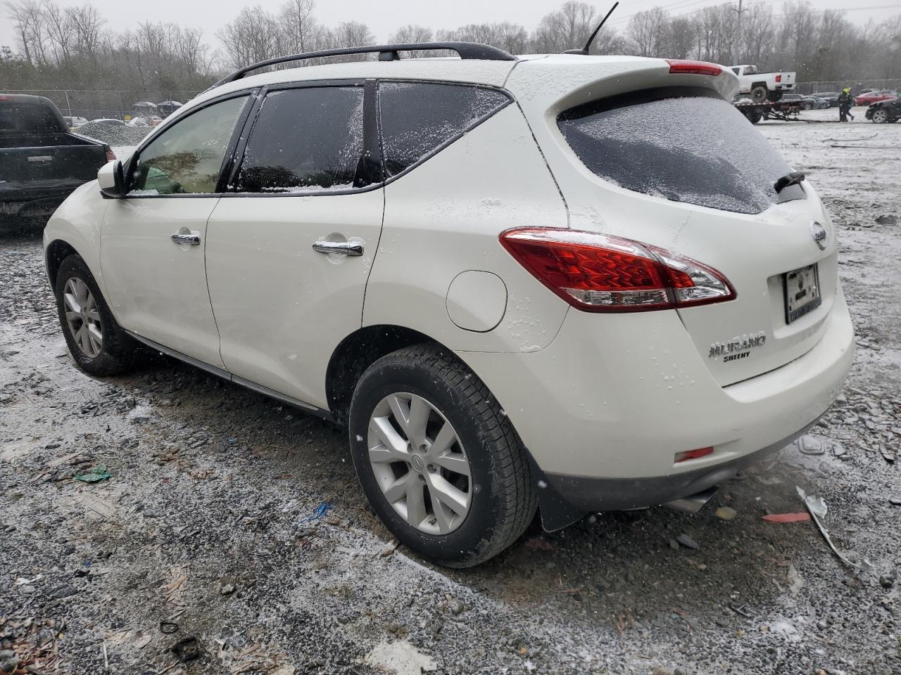 2014 Nissan Murano - Image 2