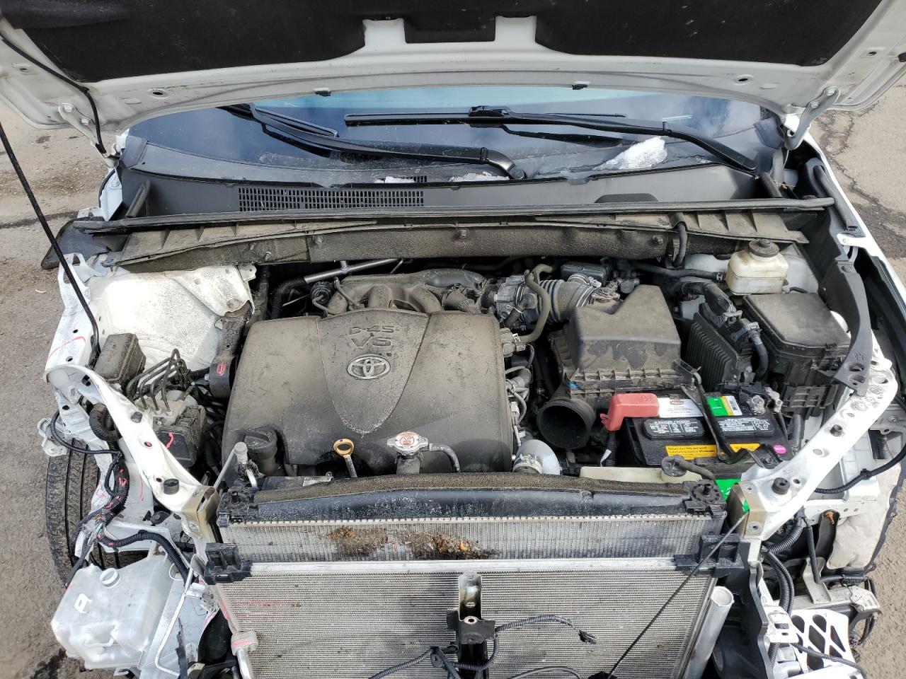 2018 Toyota Highlander - Image 12
