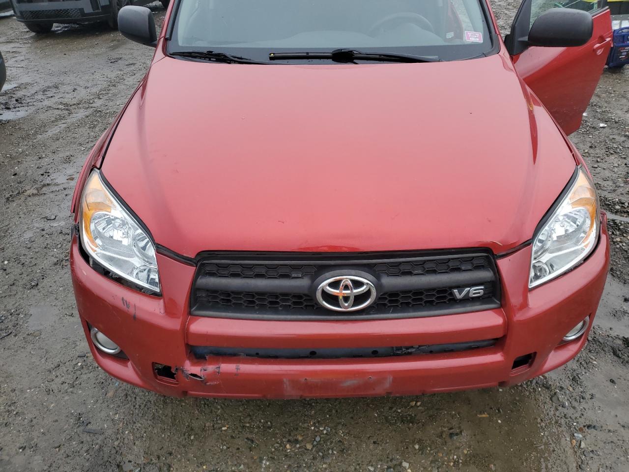 2012 Toyota RAV 4 - Image 11
