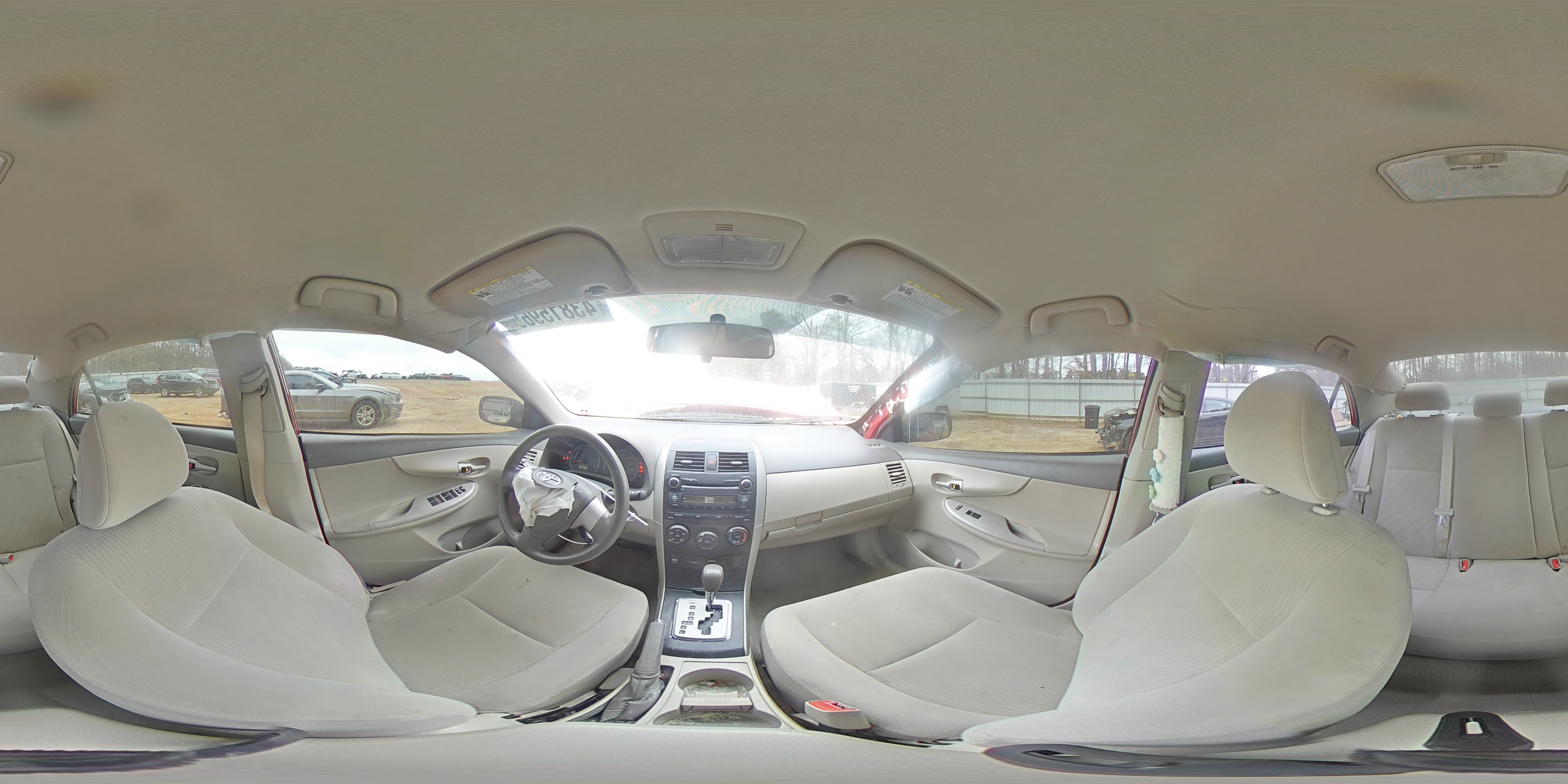 2010 Toyota Corolla - Image 12