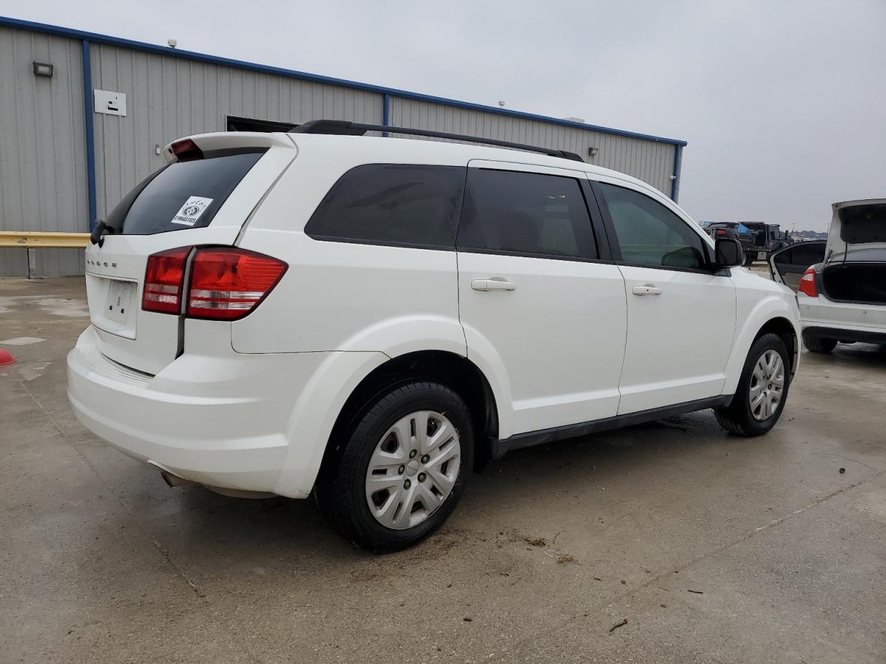 2016 Dodge Journey - Image 3