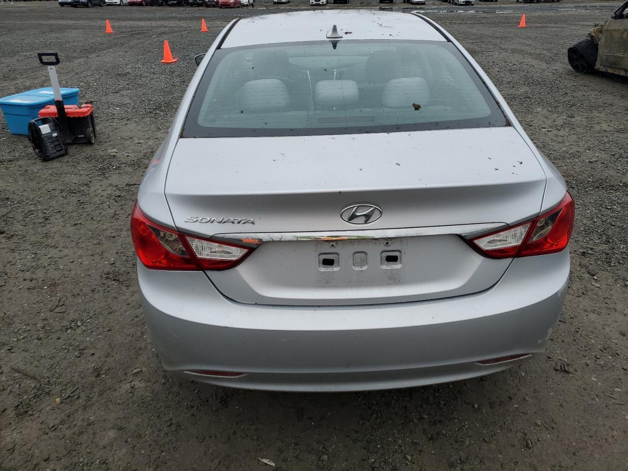 2013 Hyundai Sonata - Image 6