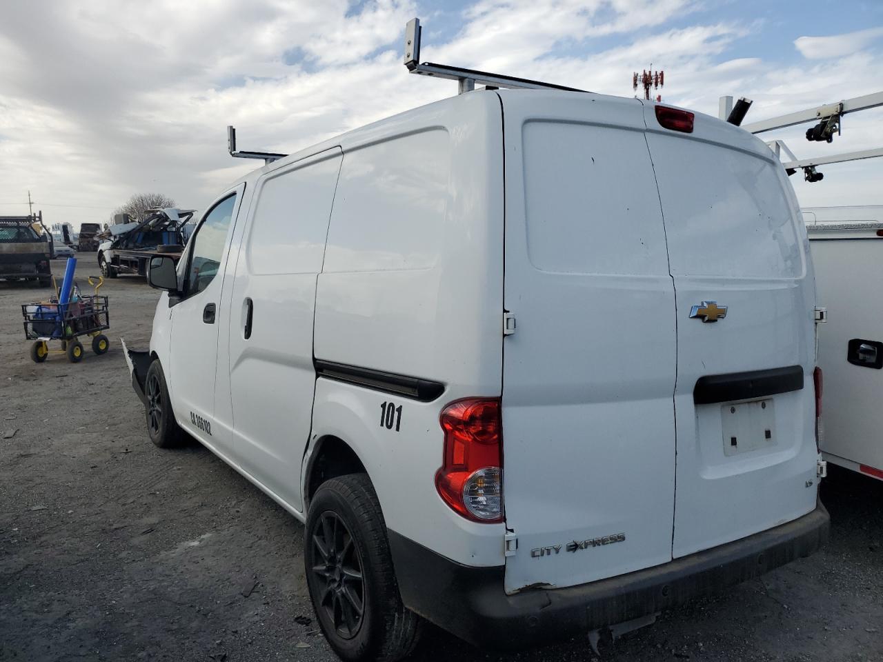 2015 Chevrolet Express - Image 2