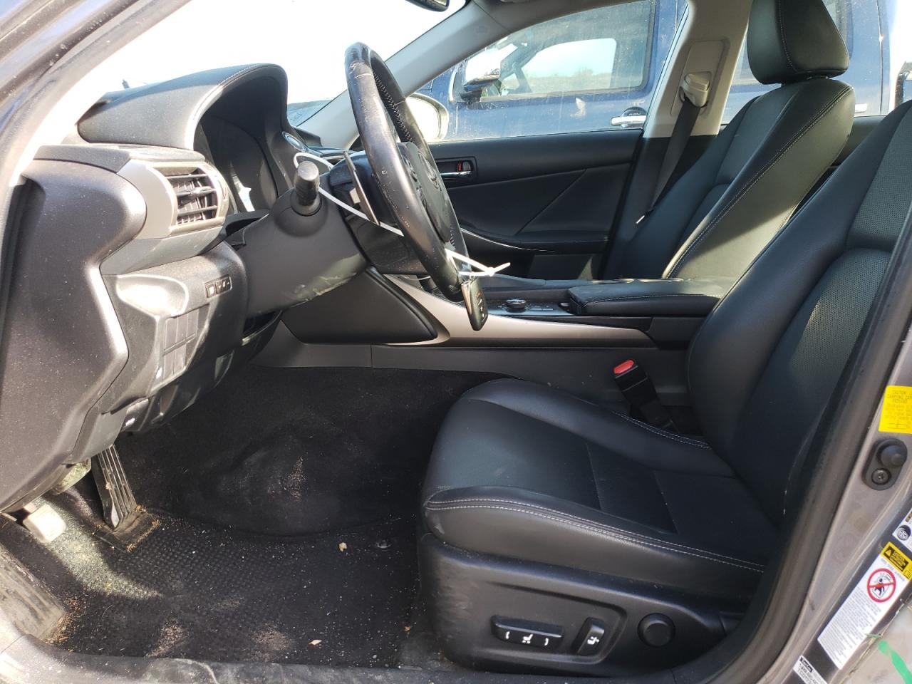 2014 Lexus IS - Image 7