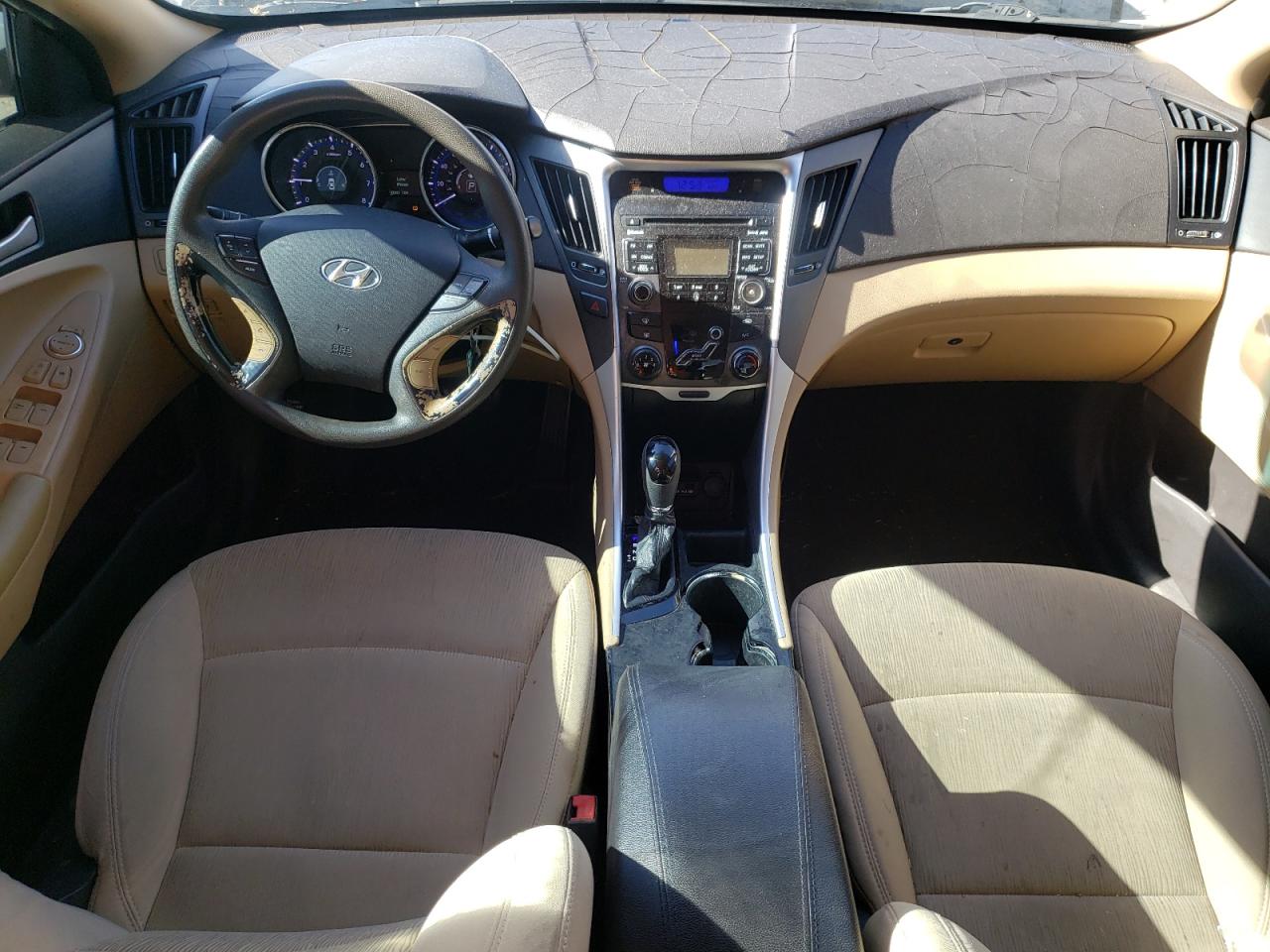 2011 Hyundai Sonata - Image 8