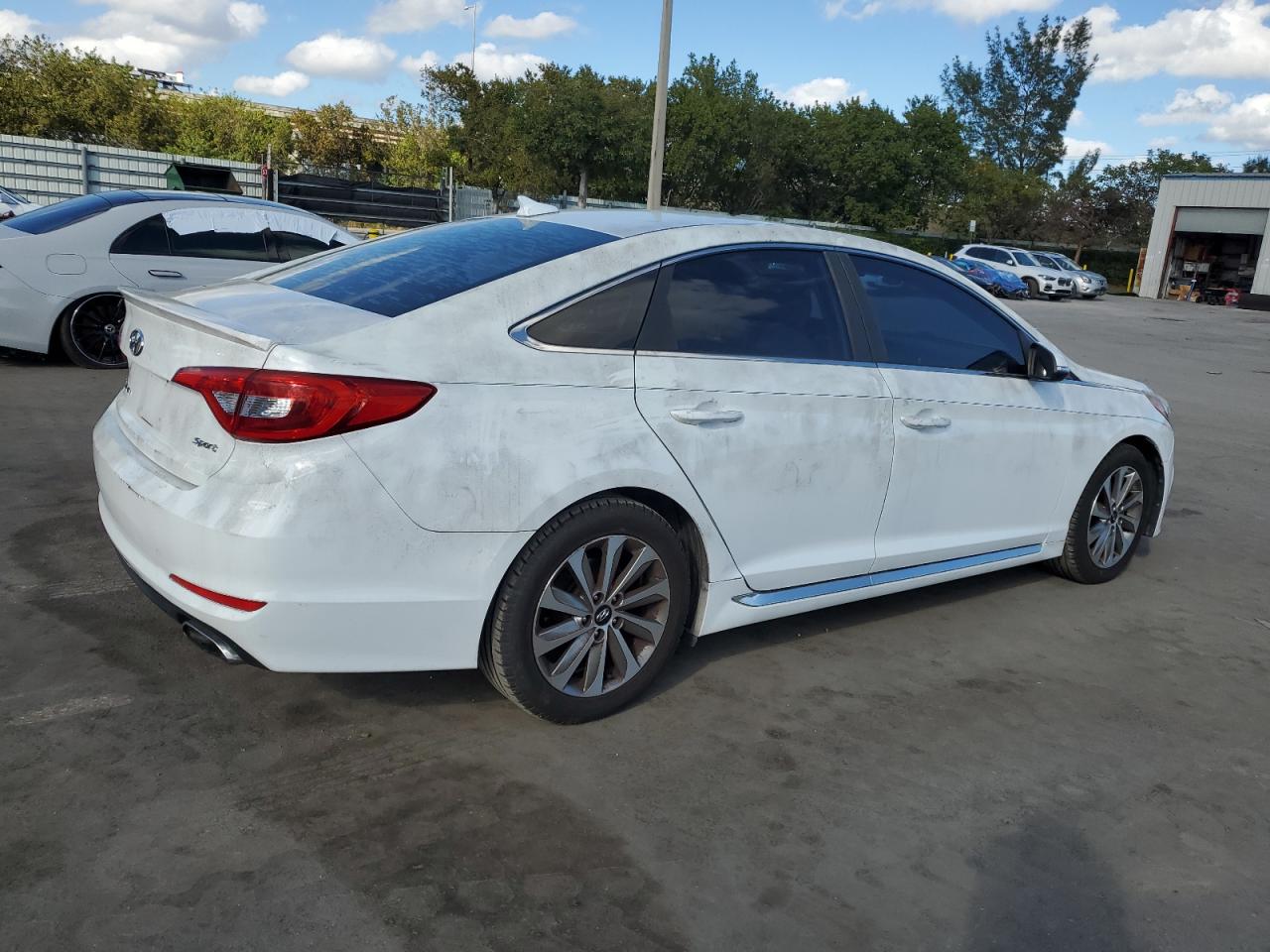 2015 Hyundai Sonata - Image 3