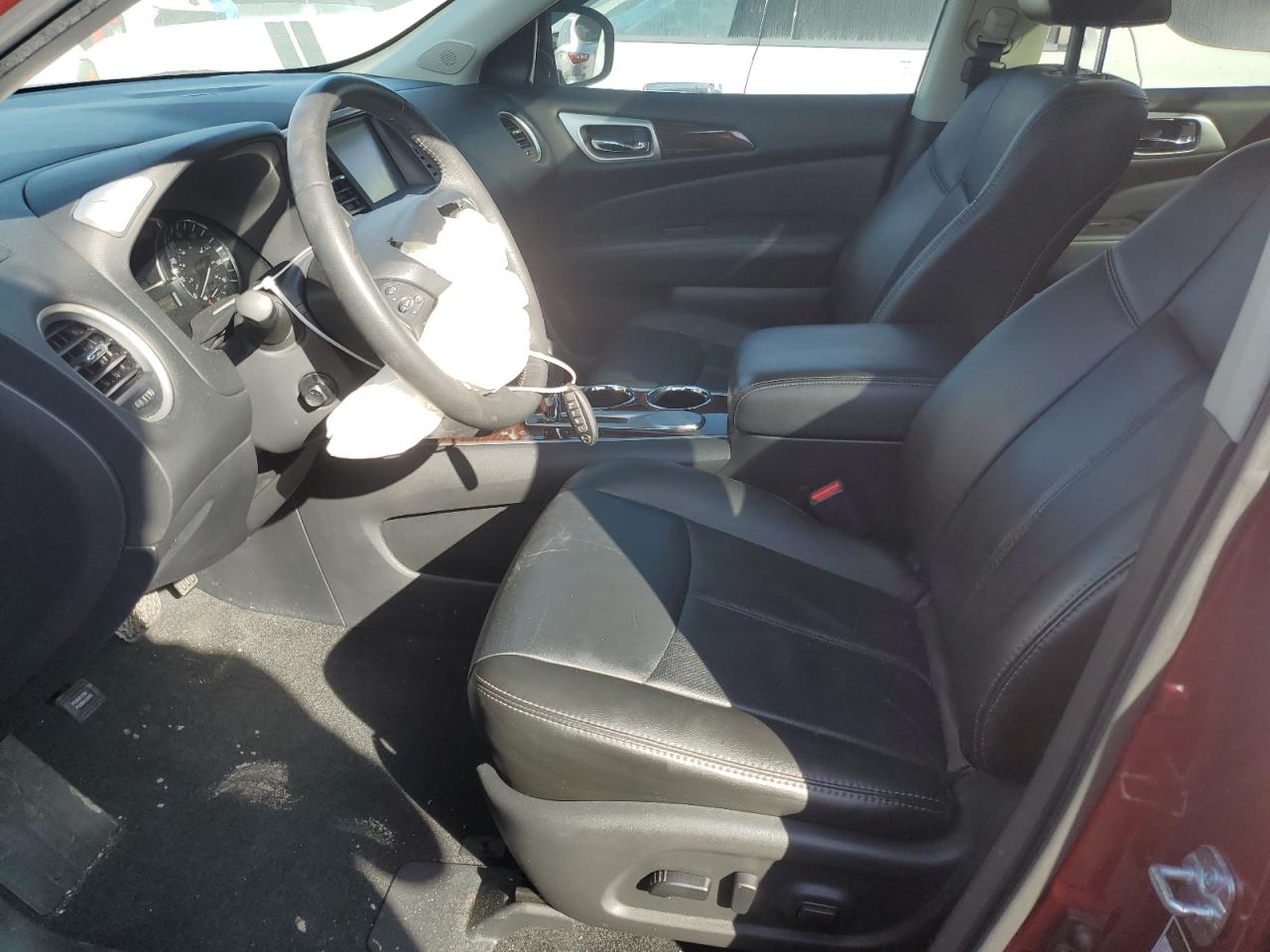 2014 Nissan Pathfinder - Image 7