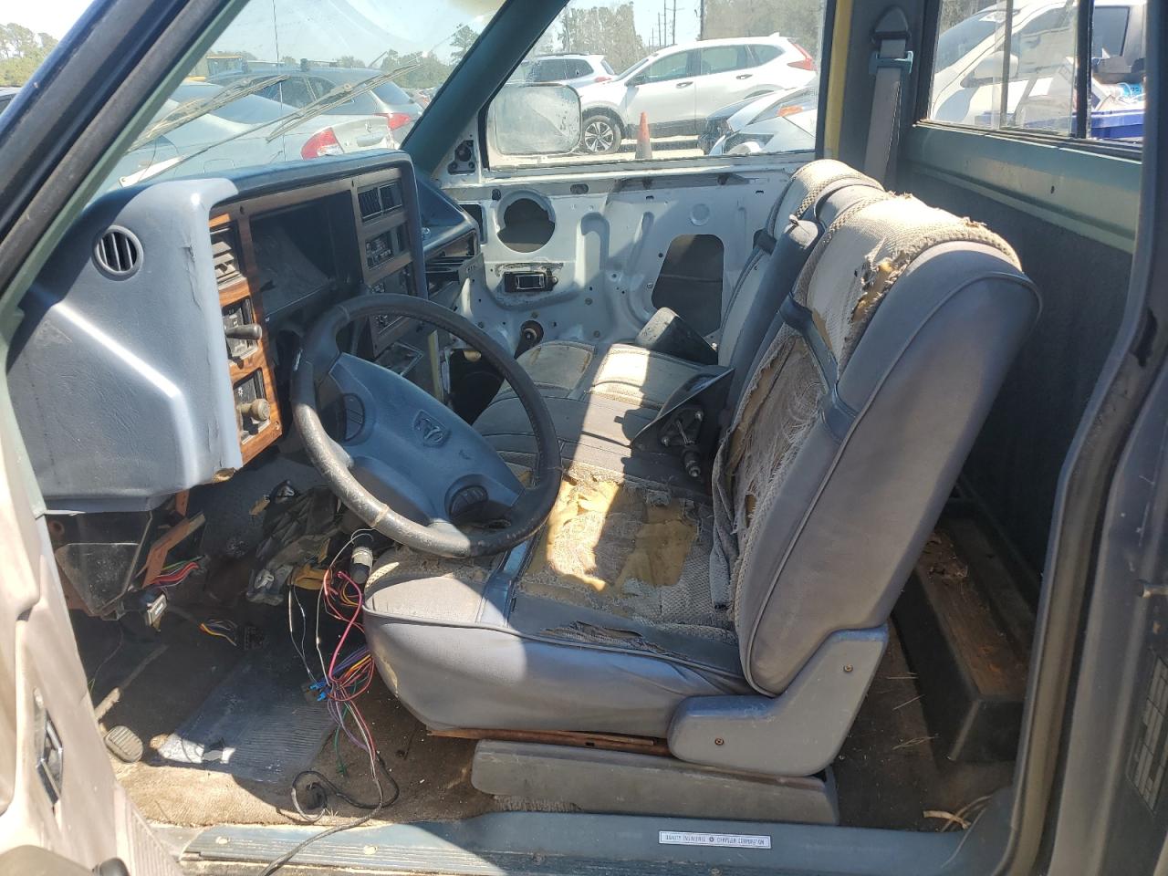 1989 Dodge Dakota - Image 7