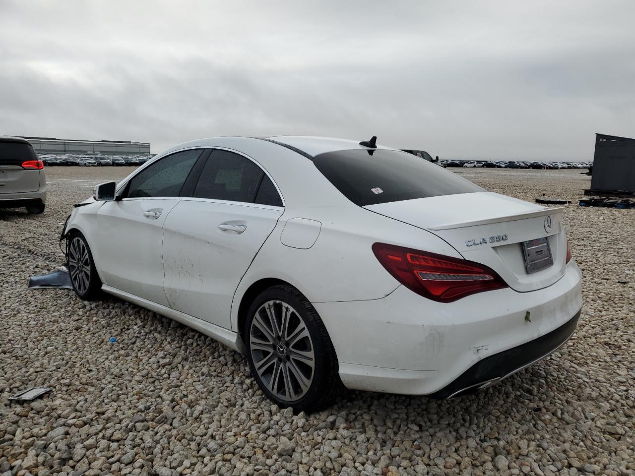 2018 Mercedes-Benz CLA-klasse - Image 2