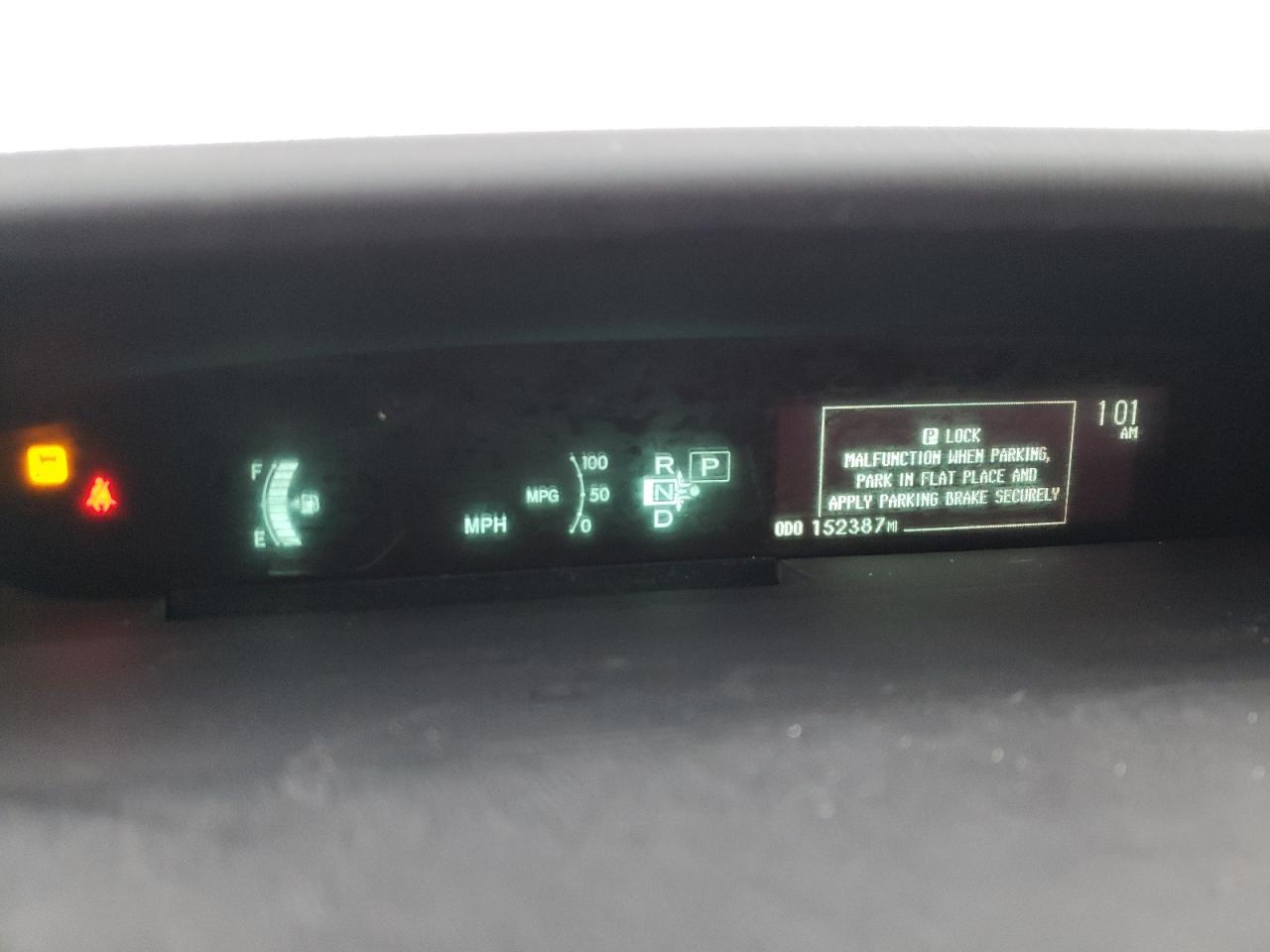 2013 Toyota Prius - Image 9