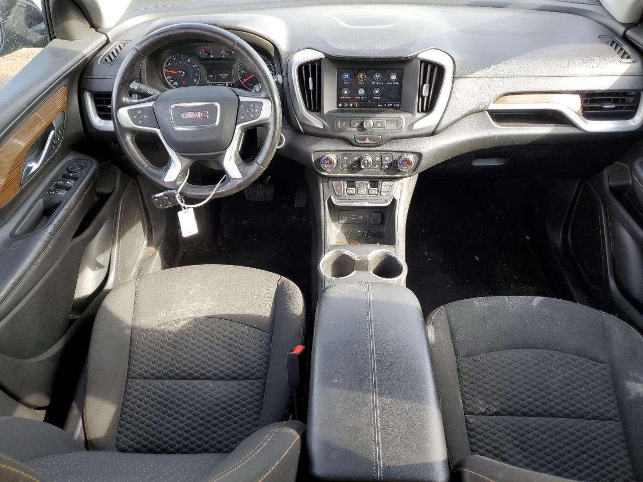 2018 GMC Terrain - Image 8