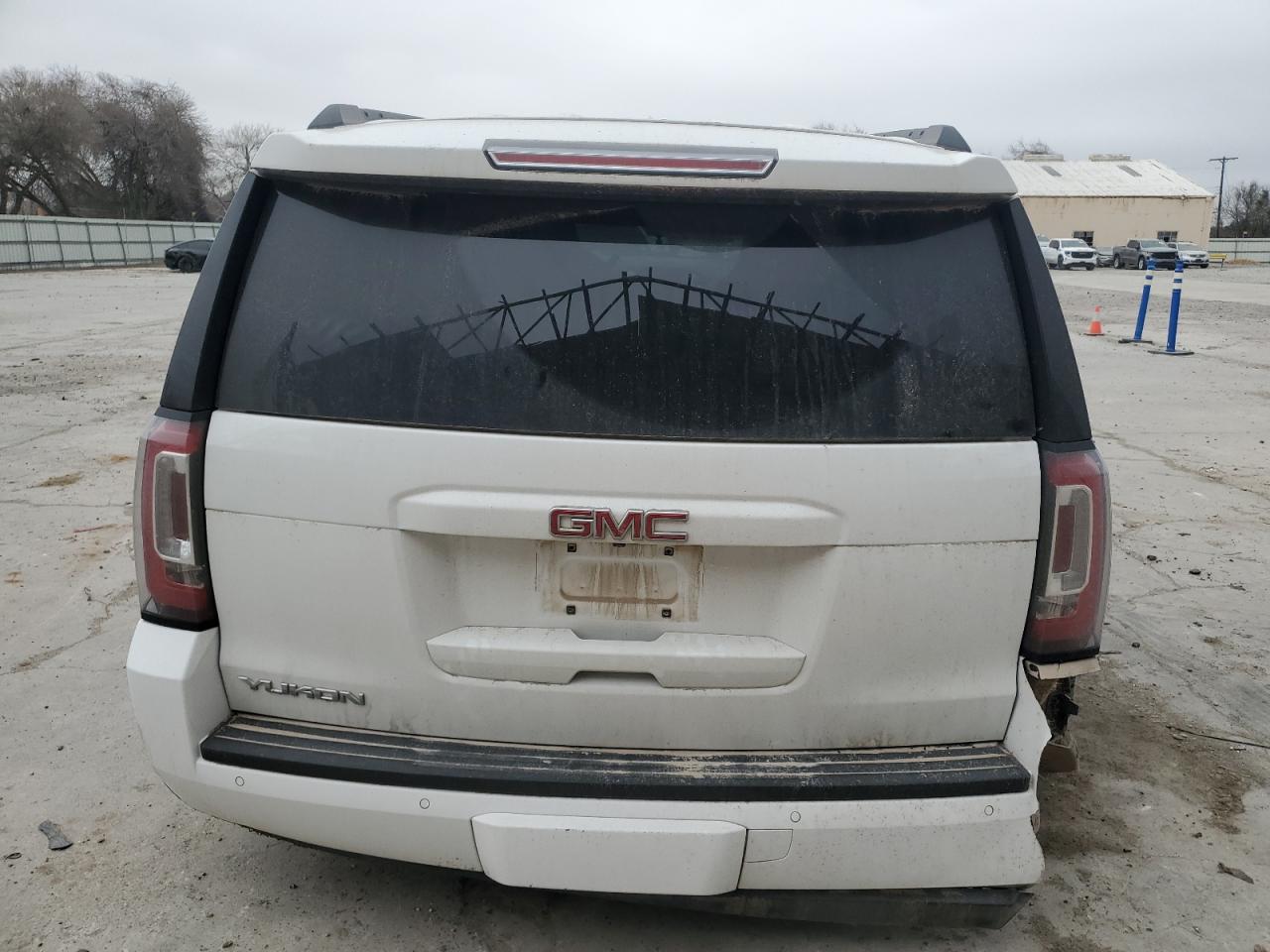 2019 GMC Yukon - Image 6