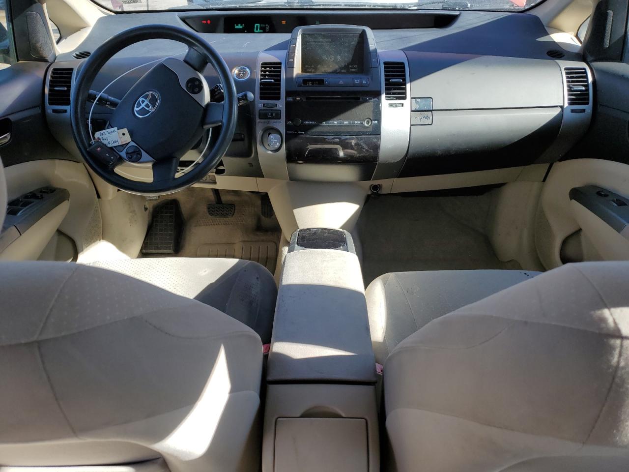 2005 Toyota Prius - Image 8