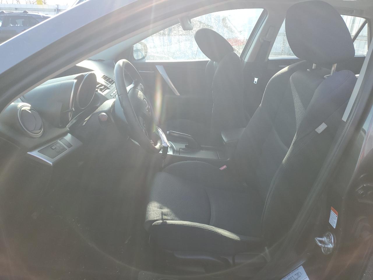 2011 Mazda 3 - Image 7