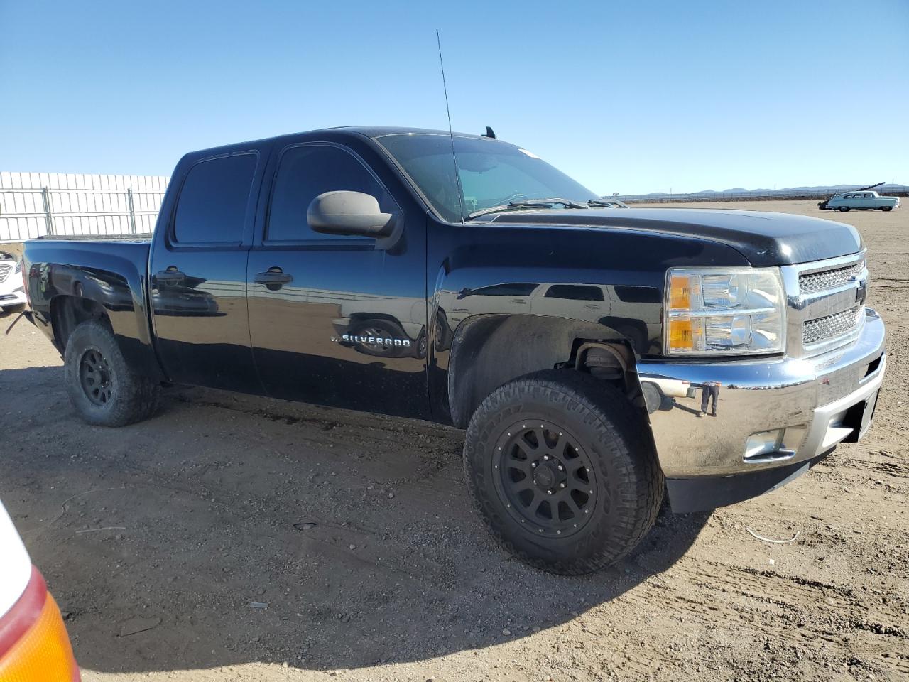 2012 Chevrolet Silverado - Image 4