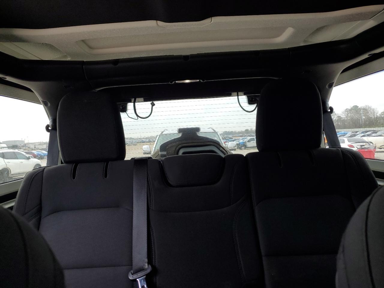 2020 Jeep Wrangler - Image 10