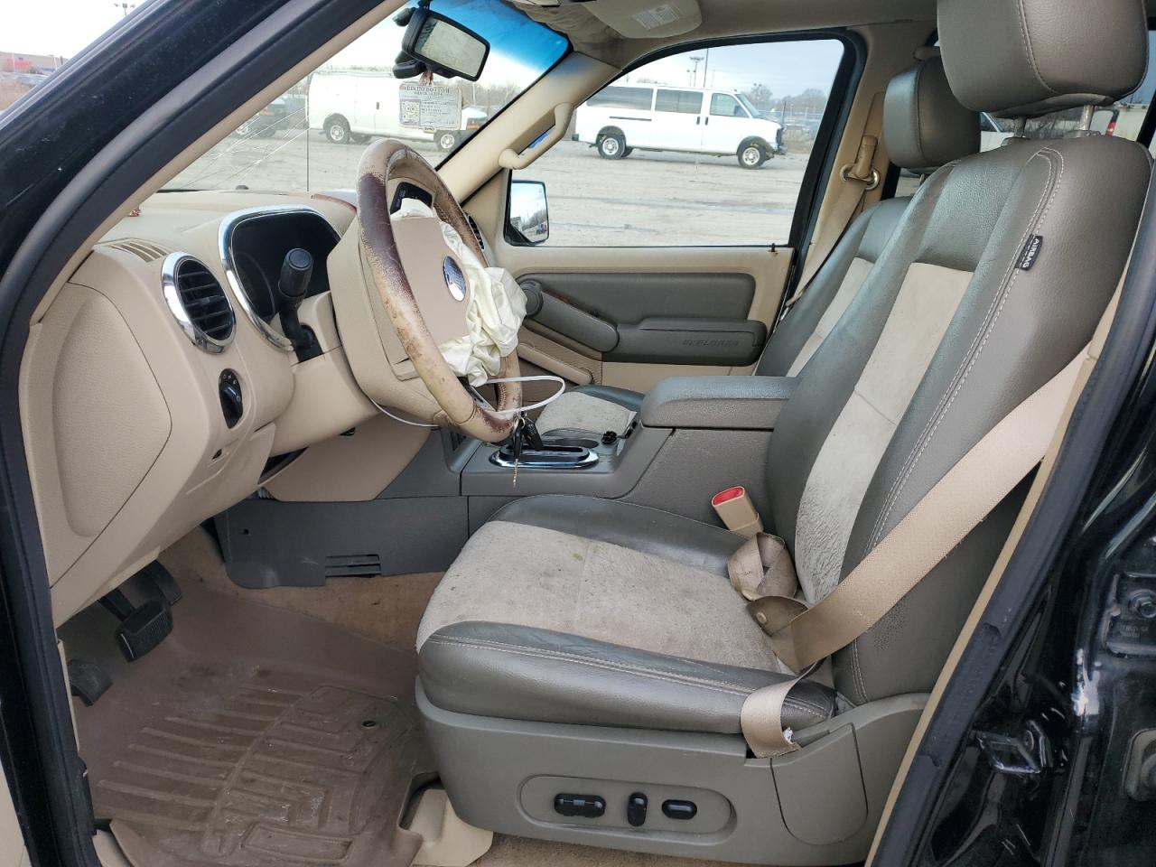2006 Ford Explorer - Image 7