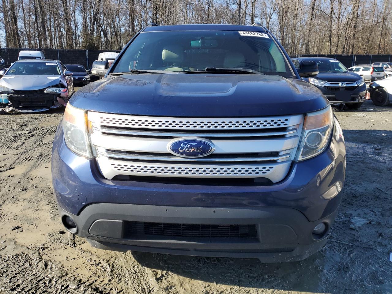 2012 Ford Explorer - Image 5