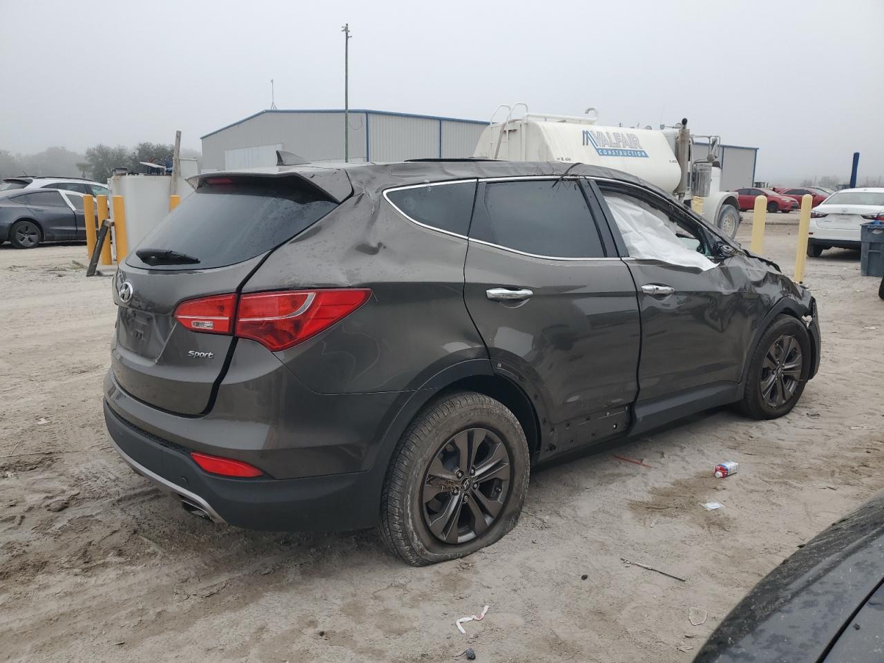 2013 Hyundai Santa Fe - Image 3
