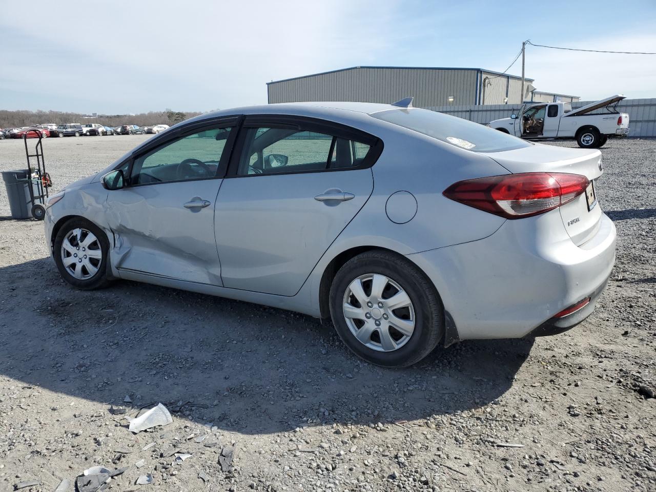 2017 Kia Forte - Image 2